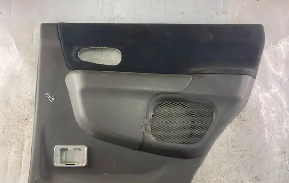 Mitsubishi Pajero Sport I Rear door card panel trim