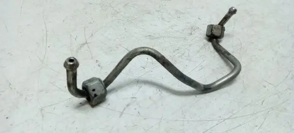 Peugeot 407 Fuel injector supply line/pipe 
