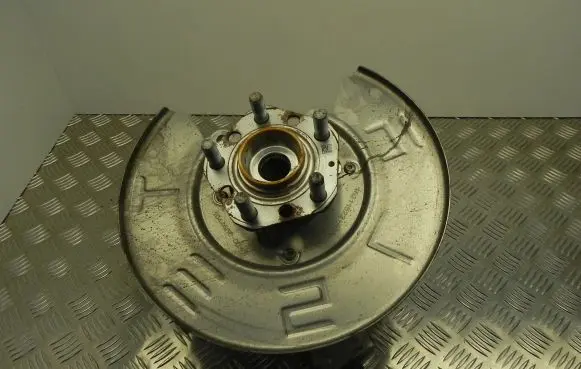 Tesla Model Y Rear wheel hub 104412300B
