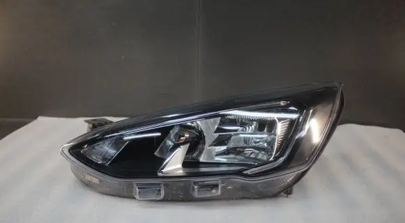 Ford Focus Headlight/headlamp MX7B13E015CD E110672