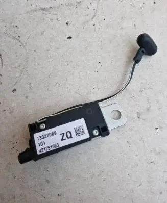 Opel Insignia A Antenna control unit 421251063 13327069