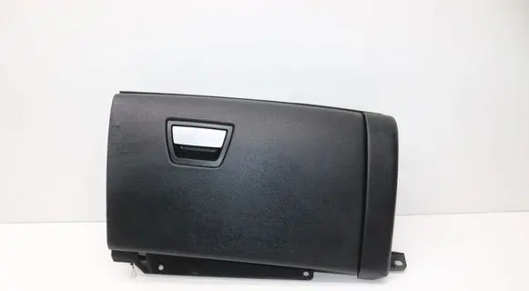 Maserati Ghibli Glove box 06700998500