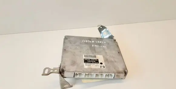 Toyota Corolla Verso AR10 Engine control unit/module 896610F090 MB1758007612