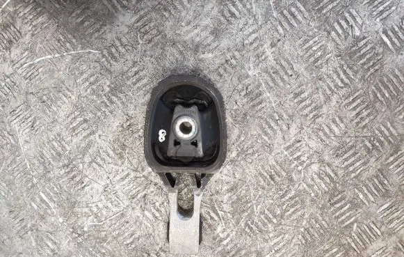 Peugeot 208 Engine mount bracket 9824116780