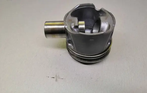 Opel Insignia A Piston 3R18375