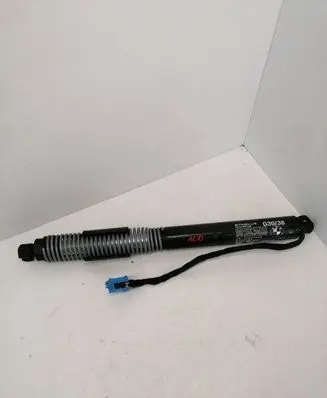 BMW 5 G30 G31 Tailgate/trunk strut/damper 8737952