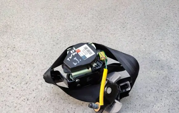 Hyundai Tucson TL Rear seatbelt 89810-D700012 89810-D7000 89810-D7000TTX