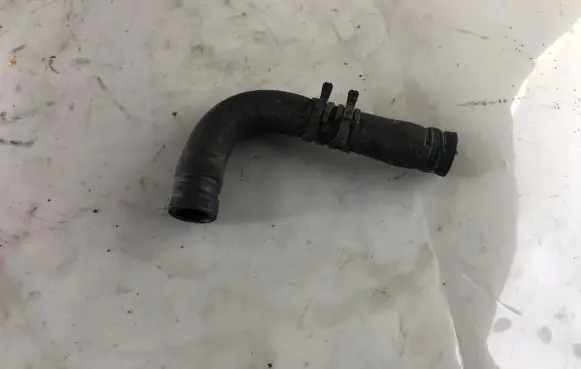 Chrysler Grand Voyager V Engine coolant pipe/hose