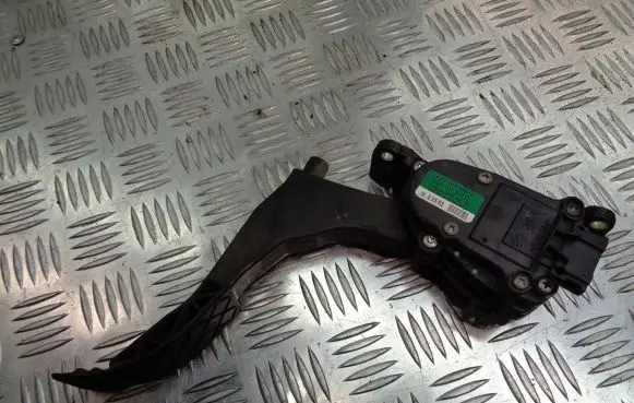 Skoda Fabia Mk1 (6Y) Accelerator throttle pedal 6Q1721503C