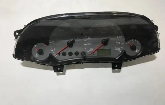 Ford Focus Speedometer (instrument cluster) 98ap10841bc 98ap-10841-bc