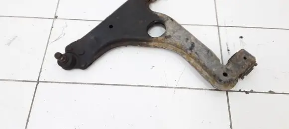 Opel Astra H Front lower control arm/wishbone