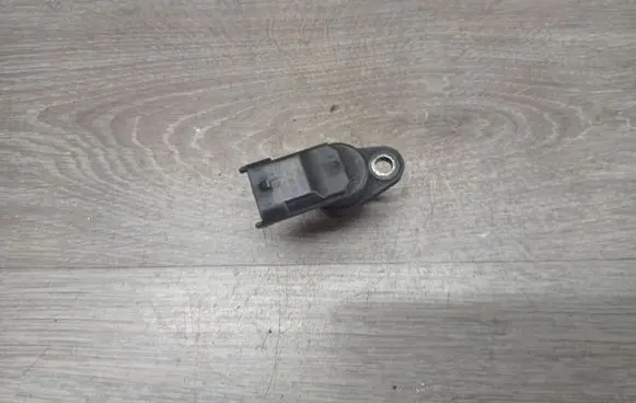 Volvo V70 Camshaft position sensor 0232103063 8658726
