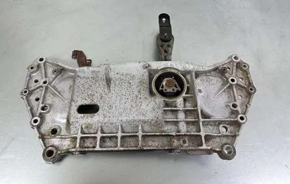 Volkswagen Touran I Front subframe 1K0199369F