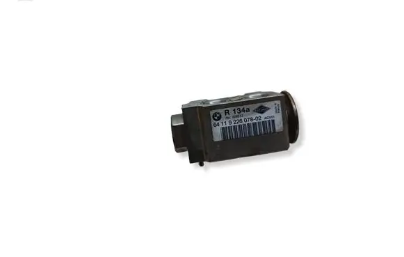 BMW 3 E90 E91 Air conditioning (A/C) expansion valve 9226078 64119226078
