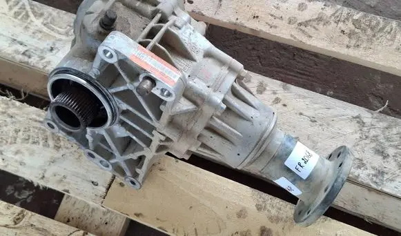 Hyundai Santa Fe Gearbox transfer box case 473133B850