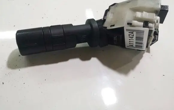 Nissan Qashqai Wiper control stalk 