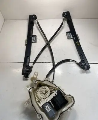 Seat Altea Front door window regulator with motor 5P0837401J