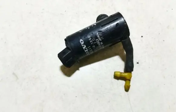Volvo S80 Windscreen/windshield washer pump 9169611 060210-3950