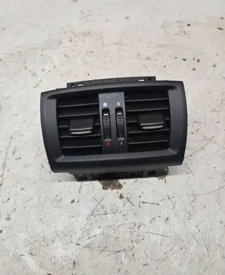 BMW X3 F25 Rear air vent grill 9200888