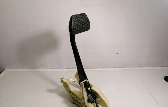 BMW X5 E70 Brake pedal 6791901