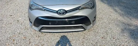 Toyota Avensis T270 Front piece kit 