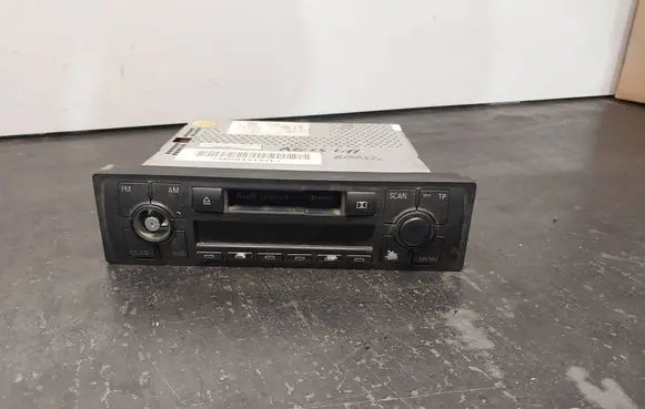 Audi A6 S6 C5 4B Radio/CD/DVD/GPS head unit 4B0035152C