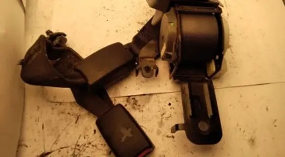 Mazda 6 Middle seatbelt (rear) DH7476C 07462 G21B