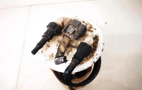 Nissan Almera N16 Fuel level sensor 