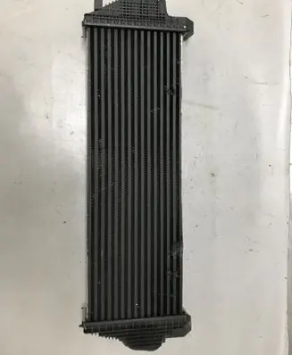 Jeep Grand Cherokee Intercooler radiator 5953770