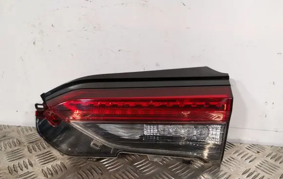 Toyota RAV 4 (XA50) Tailgate rear/tail lights 8158042090