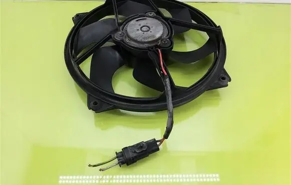 Peugeot 307 Electric radiator cooling fan