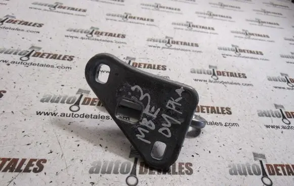 Mercedes-Benz E W211 Front door lower hinge 