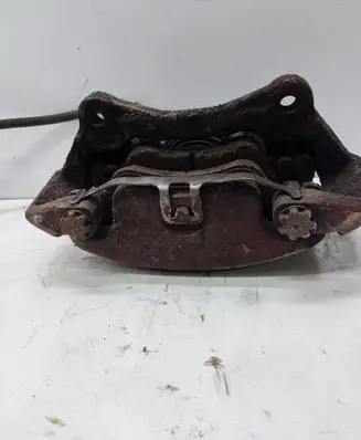 Audi A4 S4 B8 8K Front brake caliper 8K0106P