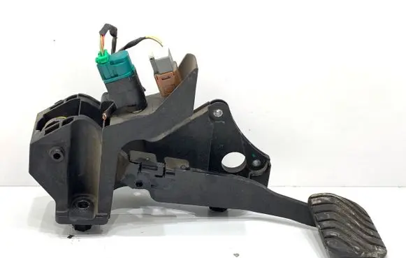 Renault Arkana Brake pedal 180207059R