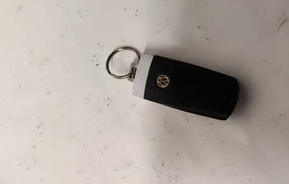 Volkswagen PASSAT B7 Ignition key/card 3C0959752BA