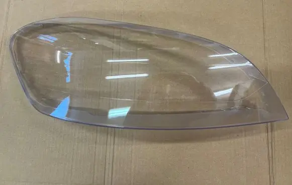 Volvo XC60 Headlight lense 