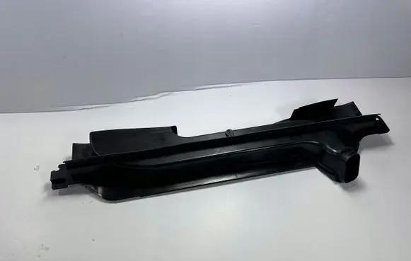 Ford Kuga III Intake resonator 
