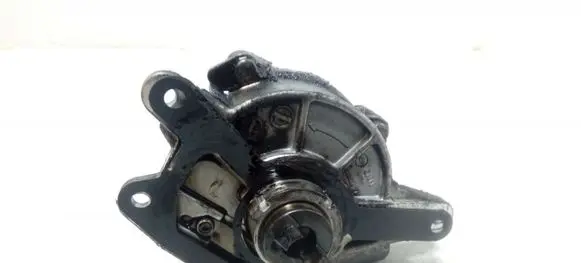 Mercedes-Benz C W203 Vacuum pump A6422300065