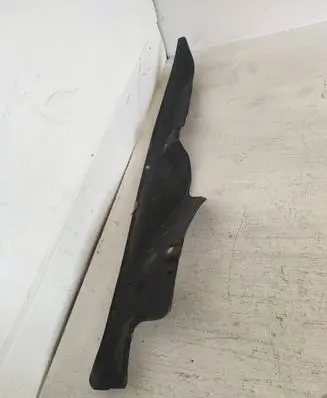 Skoda Fabia Mk2 (5J) Fender end trim 5J0821111