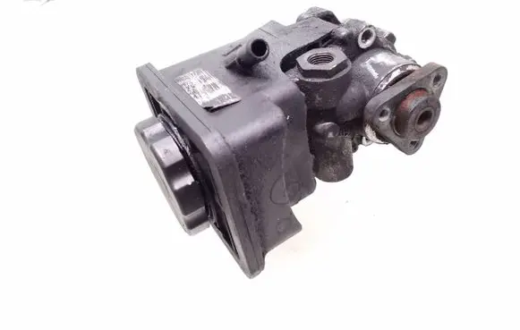 BMW 3 E46 Power steering pump 91208F