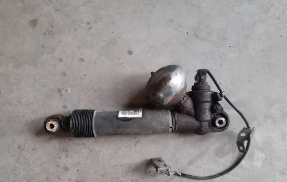 Citroen C6 Shock absorber/damper/air suspension 9667013780