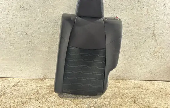 Toyota RAV 4 (XA50) Rear seat 