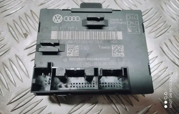 Audi A4 S4 B8 8K Door control unit/module 8K0959795A