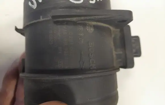 Volkswagen Transporter - Caravelle T5 Mass air flow meter 0281002956