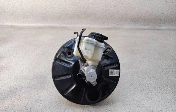 Volkswagen Touran II Master brake cylinder 1T1614105AGAOP0930 1T1614105AG