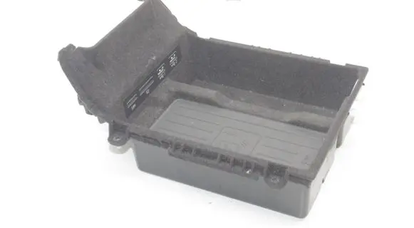 Audi A7 S7 4K8 AUX in-socket connector 4N0035736A