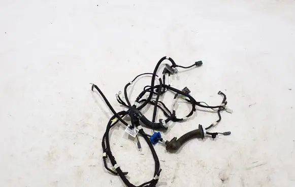 Peugeot 208 Other wiring loom 9834133180
