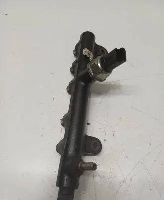 Ford Kuga II Fuel main line pipe 28285170