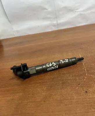 Mercedes-Benz GLS X166 Fuel injector A642070 D2708