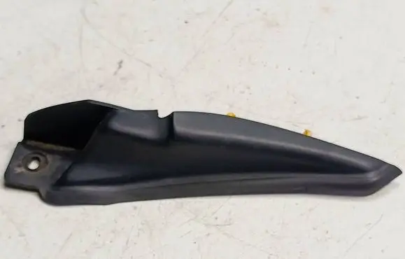Renault Captur Windshield trim 668622369RU5 668622369R